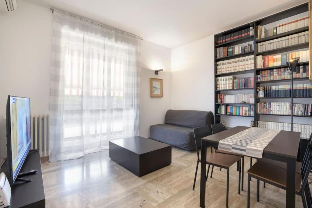 Casa Kika Comoda, Luminosa E Accogliente Milano Eksteriør billede